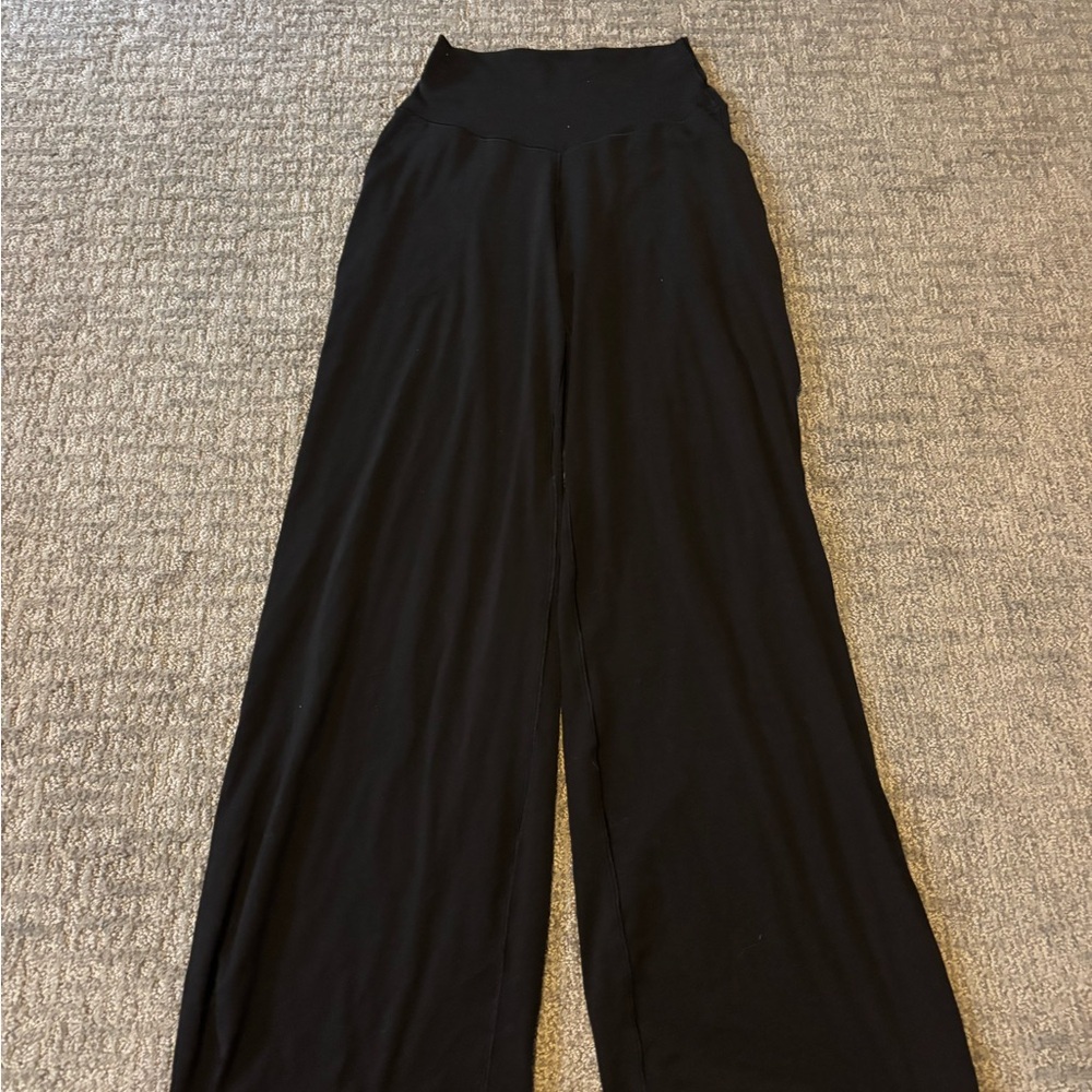 Elegant Black Wide-Leg Women's Pants